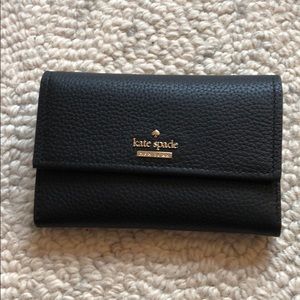 NWT kate spade Meredith wallet black